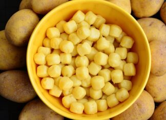 Jak się wymawia Słowo gnocchi?