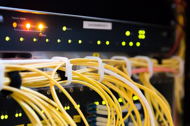 Czy włączony router pobiera internet? Czy włączony router pobiera internet?