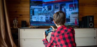 Czy PlayStation 5 może leżeć?